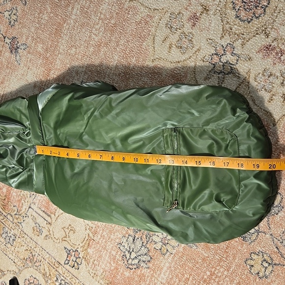 Rachel Zoe Shiny Green Fleece Lined Removeable Hood Back Pocket Dog Coat Sz L - Picture 11 of 13